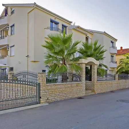 Lidia Ap5 Apartment *
